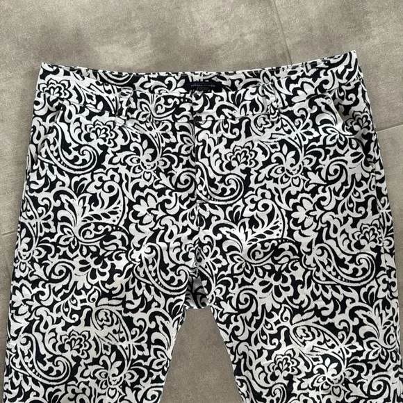 TOMMY HILFIGER Navy Blue Waverly Print Slim Pants- Size 10 - Picture 3 of 10